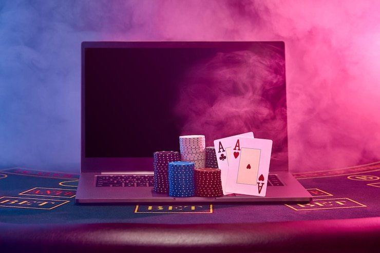 Interface permainan Phoenix Rises di platform ganyu menampilkan gulungan, simbol, dan tabel pembayaran
